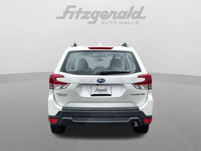 2023 Subaru Forester Base