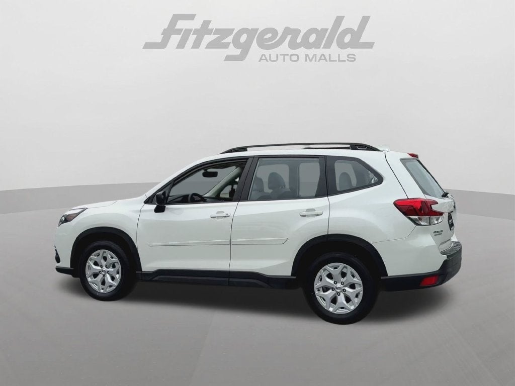 2023 Subaru Forester Base