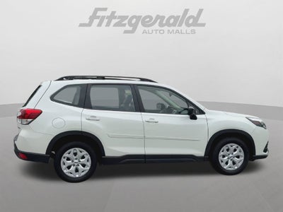 2023 Subaru Forester Base