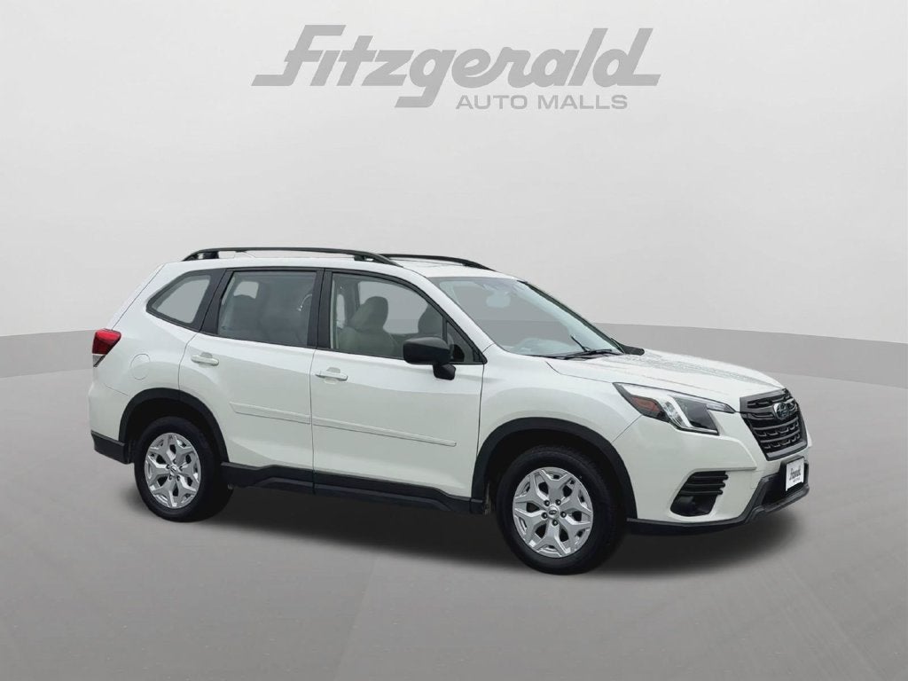 2023 Subaru Forester Base