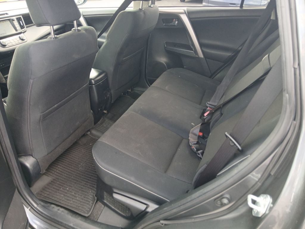 2016 Toyota RAV4 Hybrid XLE