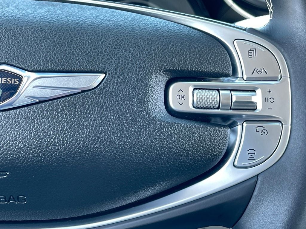 2023 Genesis GV70 2.5T