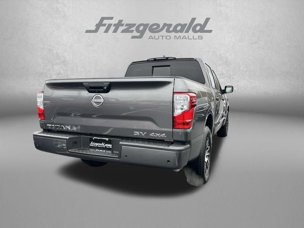 2024 Nissan Titan SV