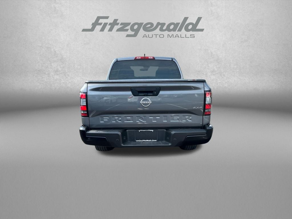 2022 Nissan Frontier S