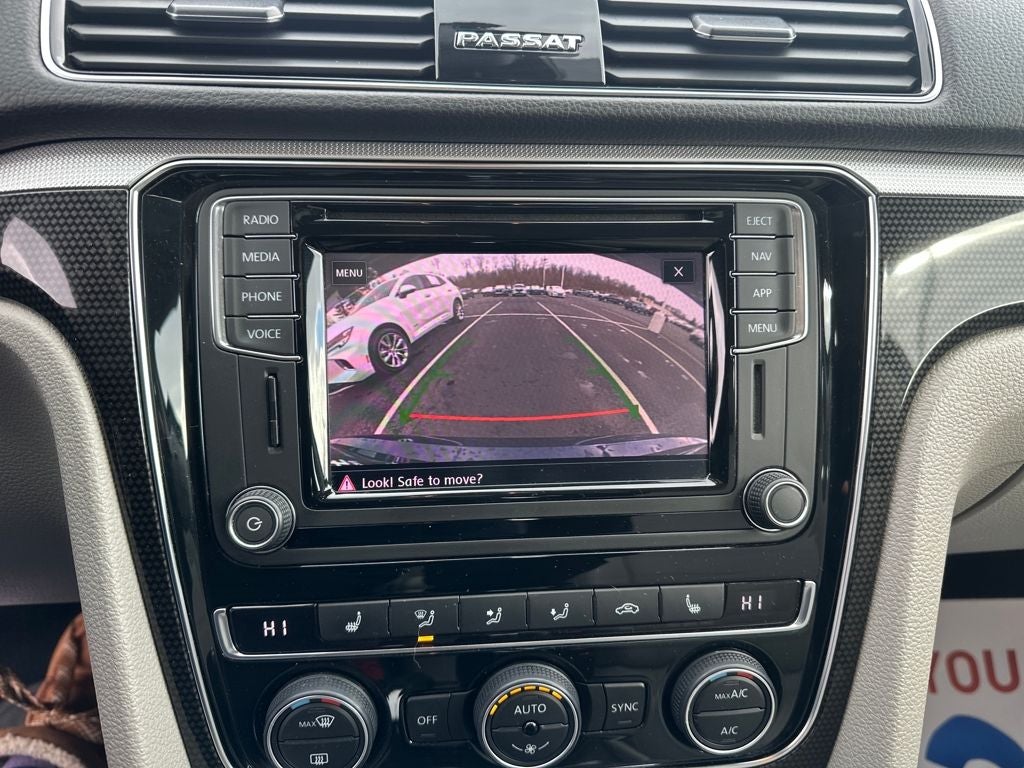 2019 Volkswagen Passat 2.0T SE R-Line