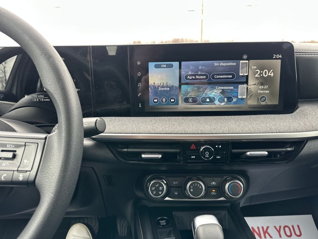 2025 Nissan Kicks MPV SV