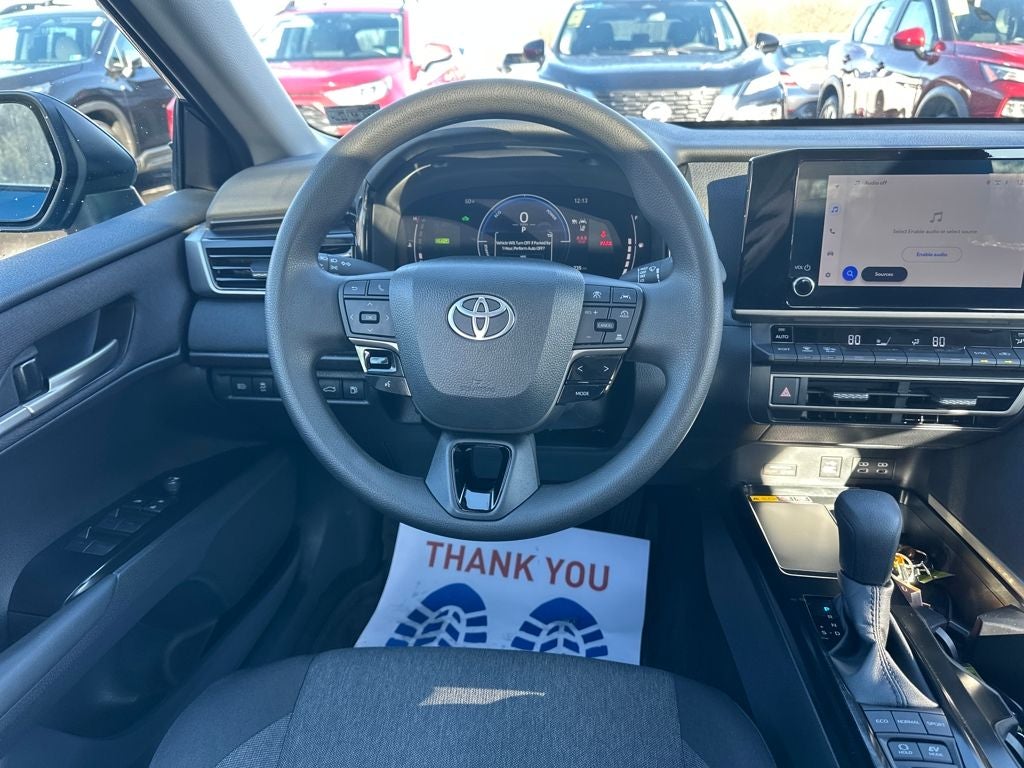 2025 Toyota CAMRY LE