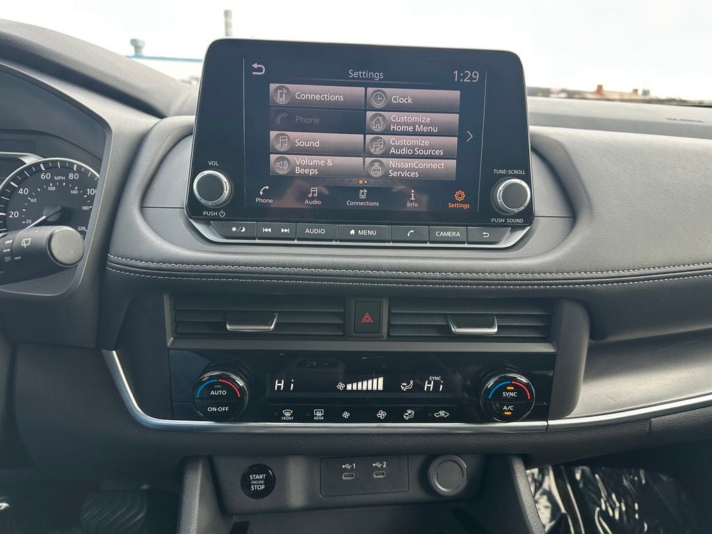 2025 Nissan Rogue SV