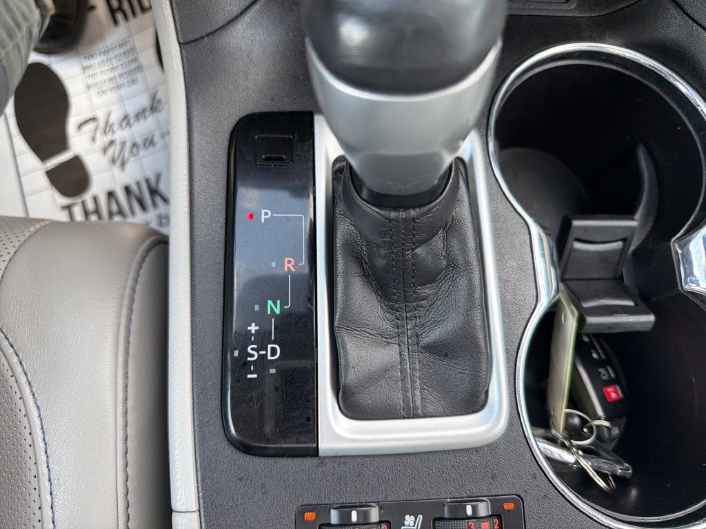 2019 Toyota Highlander Limited Platinum