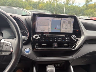 2021 Toyota Highlander Hybrid Platinum