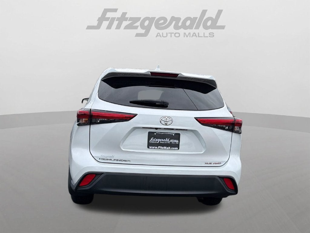 2022 Toyota Highlander XLE