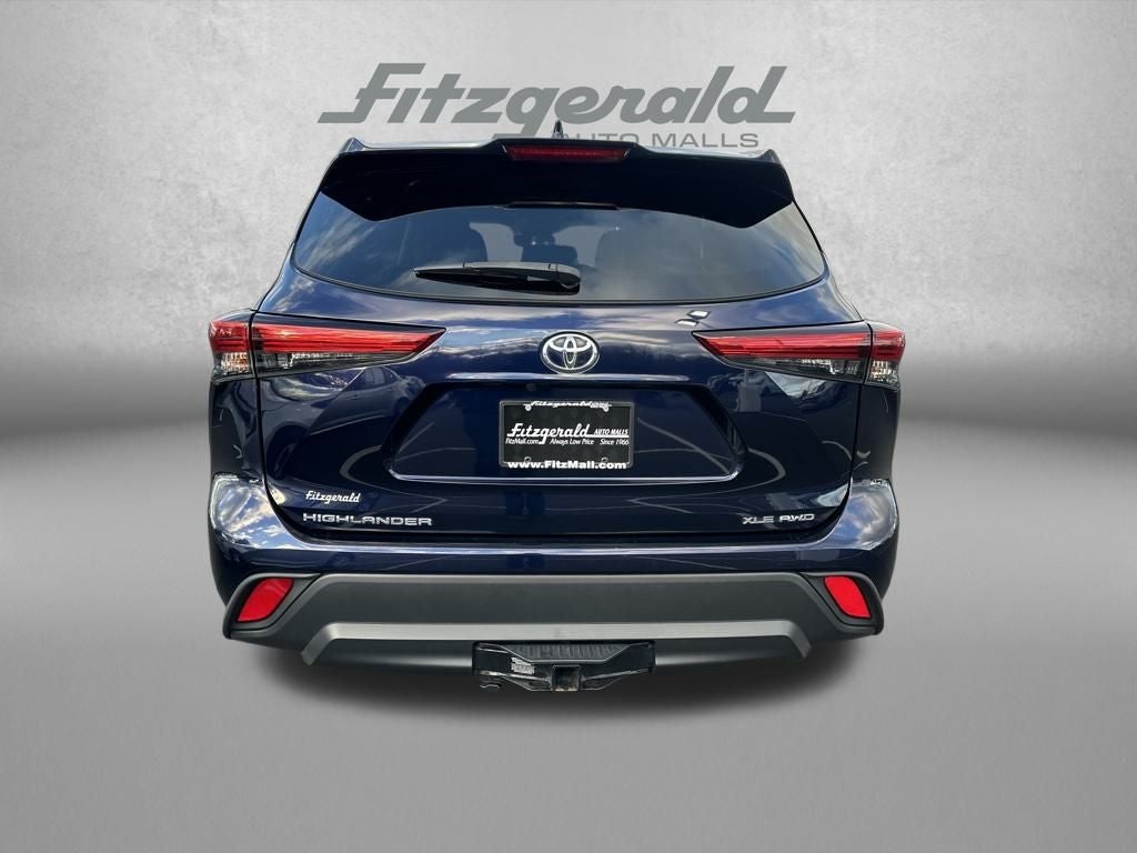 2021 Toyota HIGHLANDER XLE