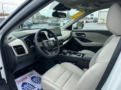 2025 Nissan Rogue SL