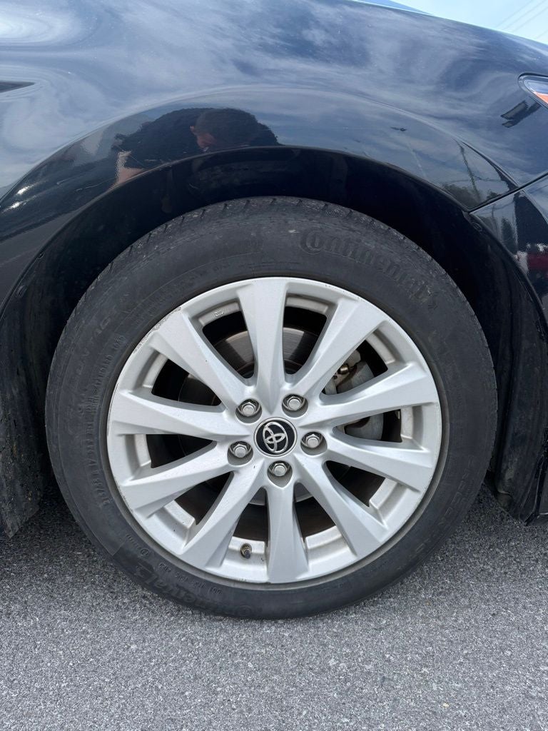 2018 Toyota CAMRY LE