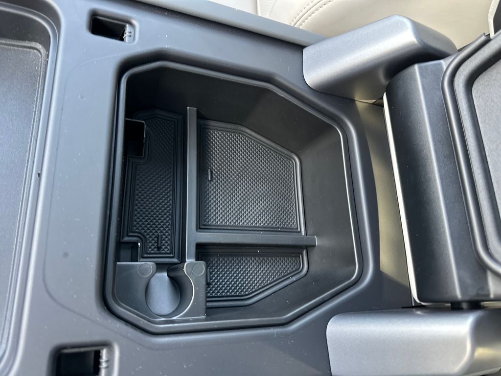 2024 Land Rover Defender S