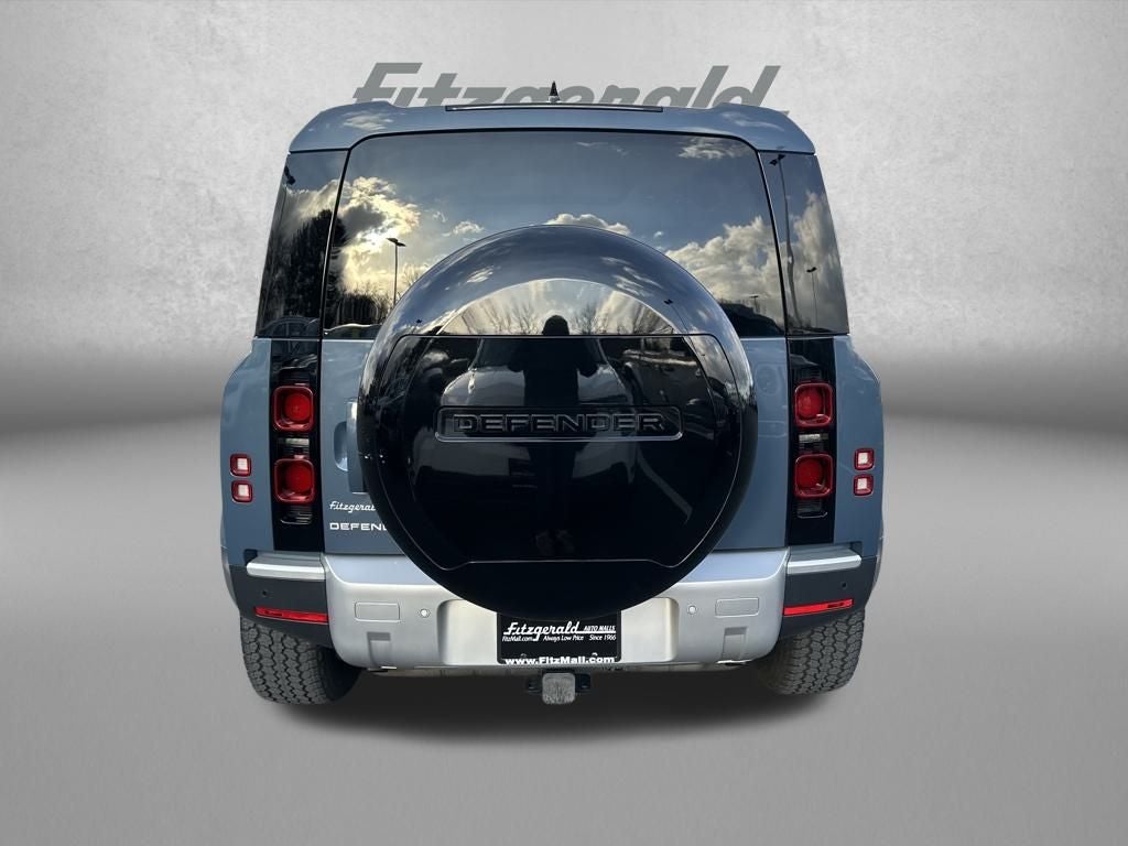 2024 Land Rover Defender S