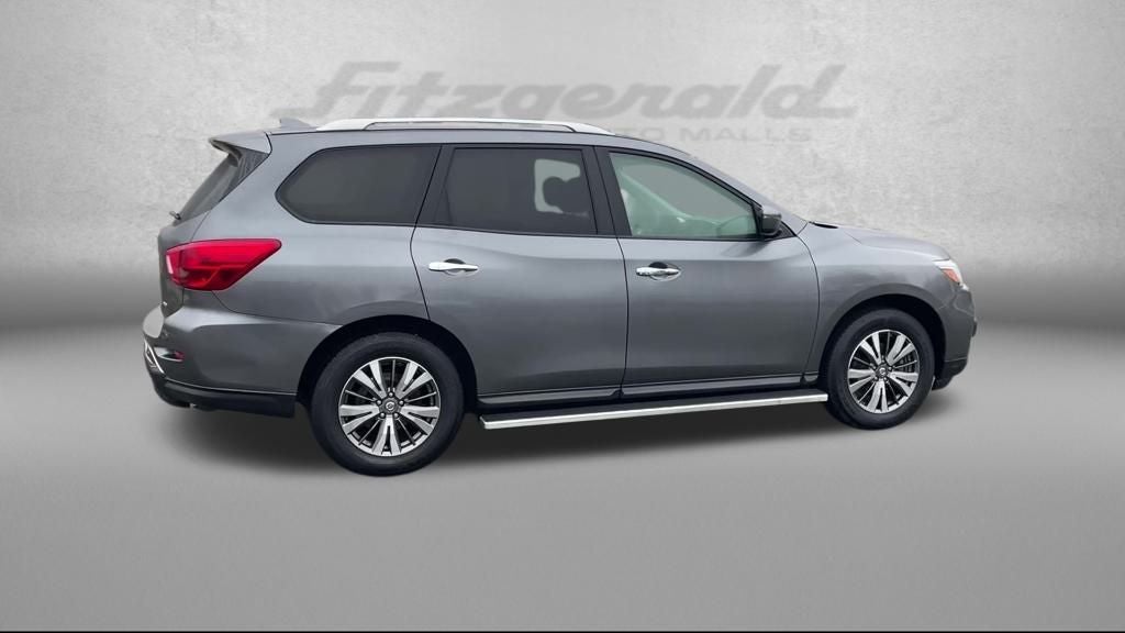 2019 Nissan Pathfinder S