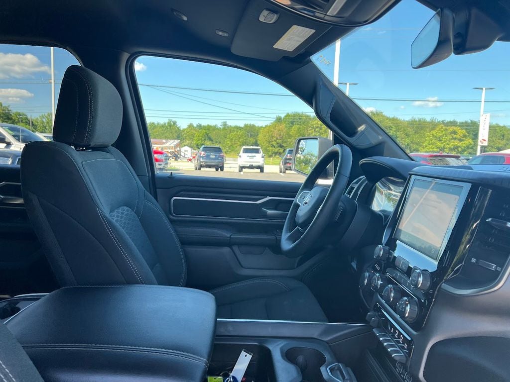 2025 RAM 1500 Big Horn Crew Cab 4x4 5'7' Box