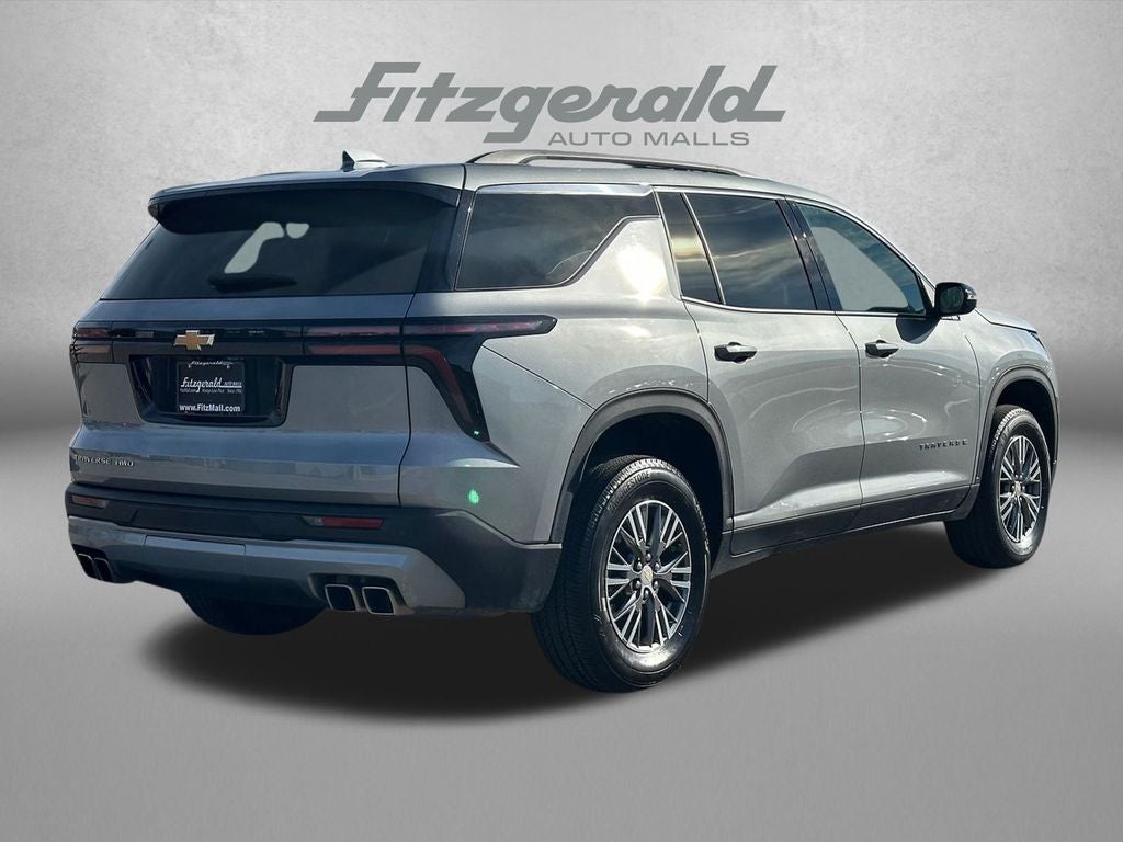 2025 Chevrolet Traverse AWD LT