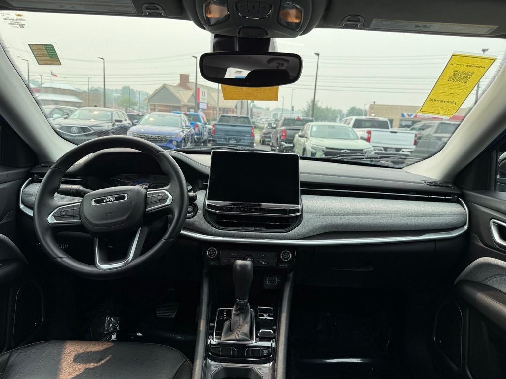 2022 Jeep Compass Latitude Lux 4x4