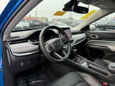 2022 Jeep Compass Latitude Lux 4x4