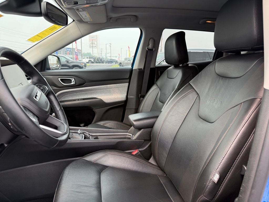 2022 Jeep Compass Latitude Lux 4x4