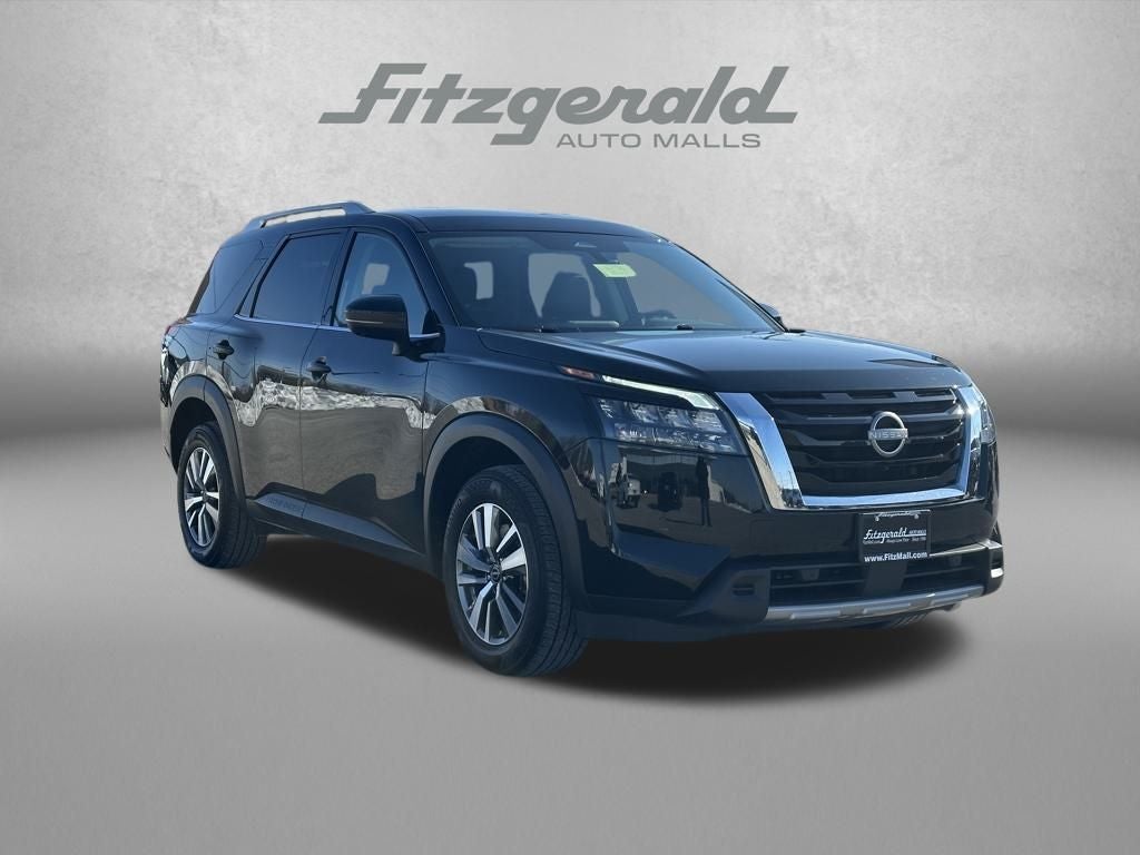 2025 Nissan Pathfinder SL 4WD