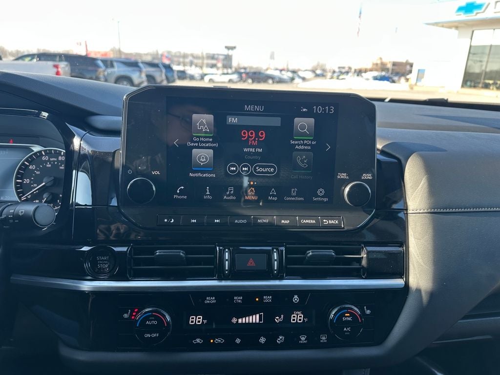 2025 Nissan Pathfinder SL 4WD