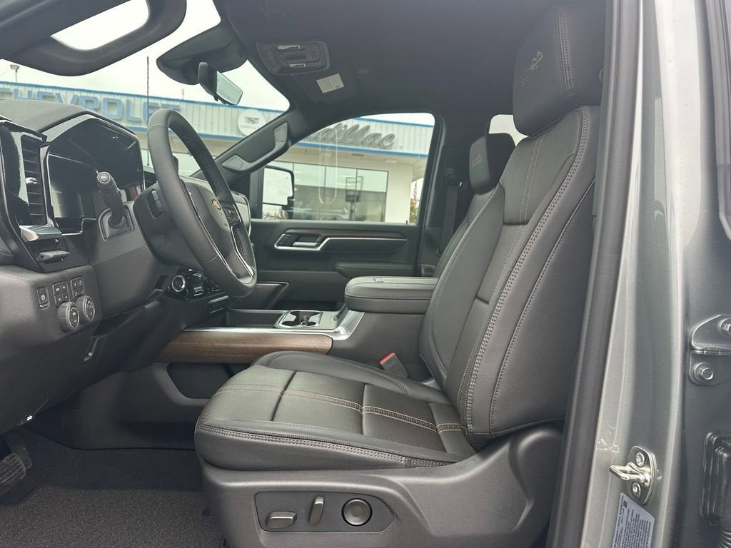 2026 Chevrolet Silverado 3500 HD High Country