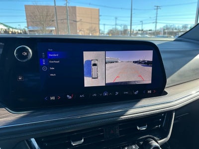 2025 Chevrolet Suburban LT