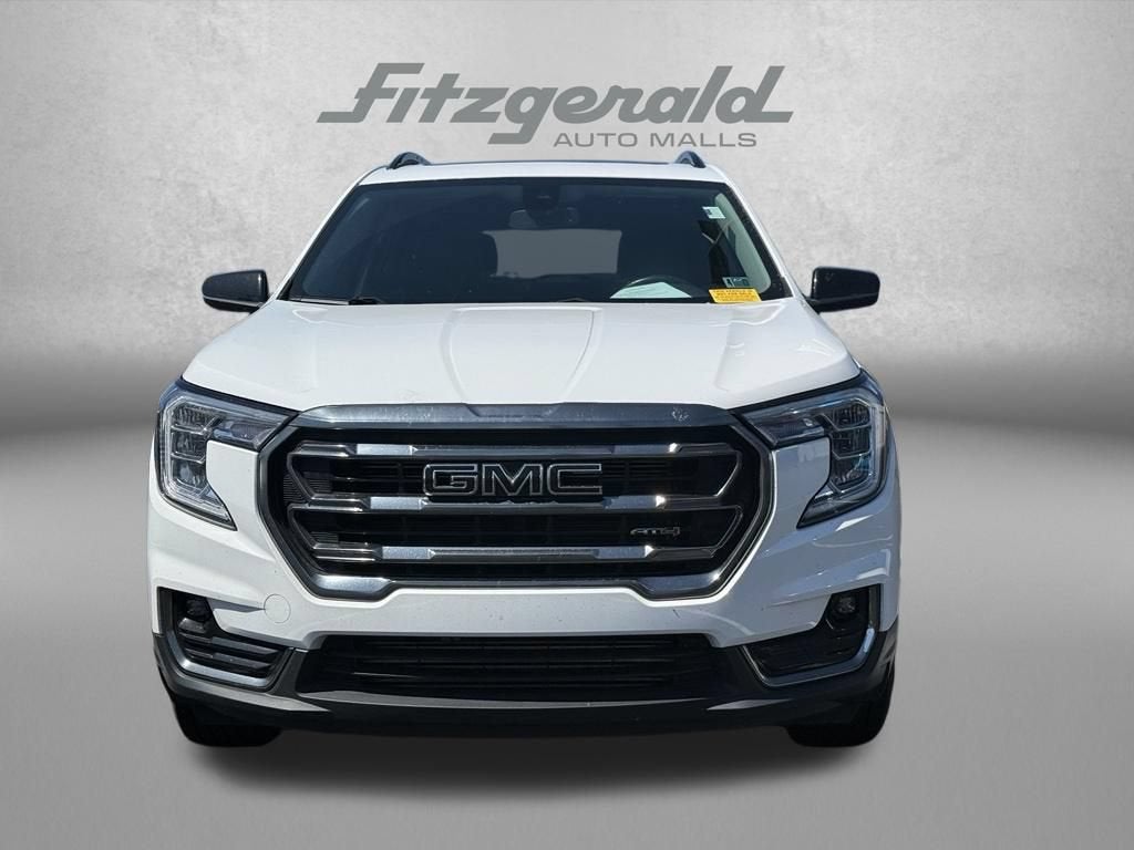 2022 GMC Terrain AT4