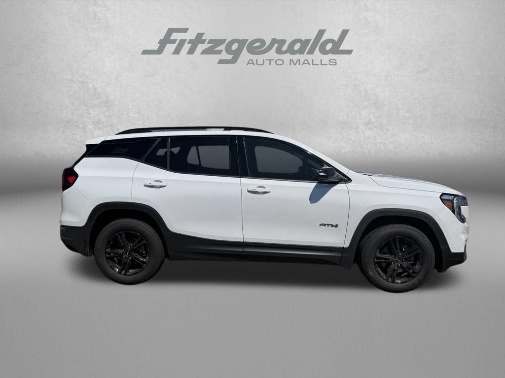 2022 GMC Terrain AT4