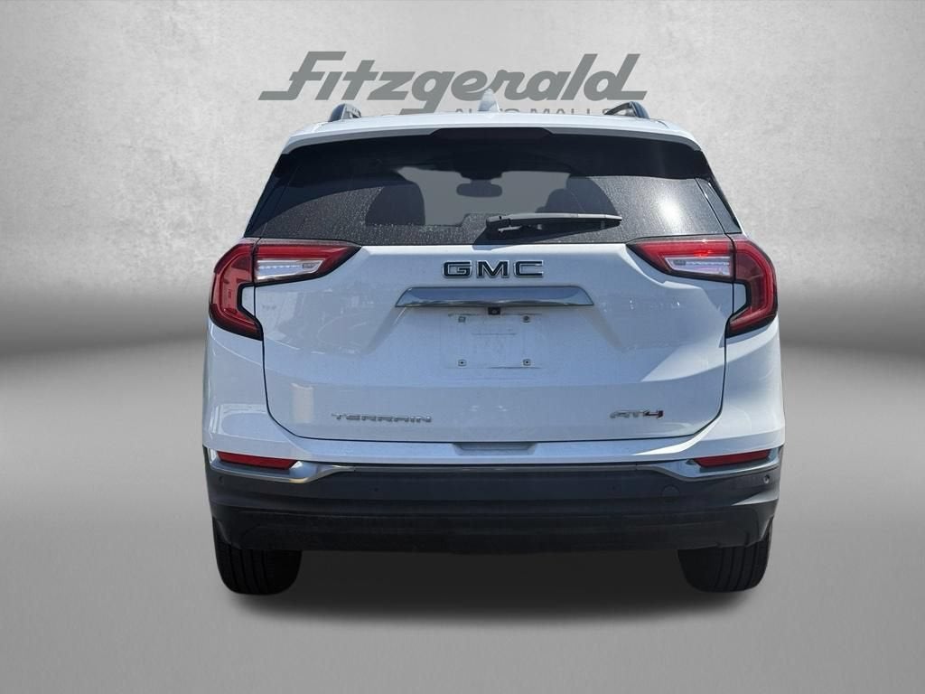 2022 GMC Terrain AT4