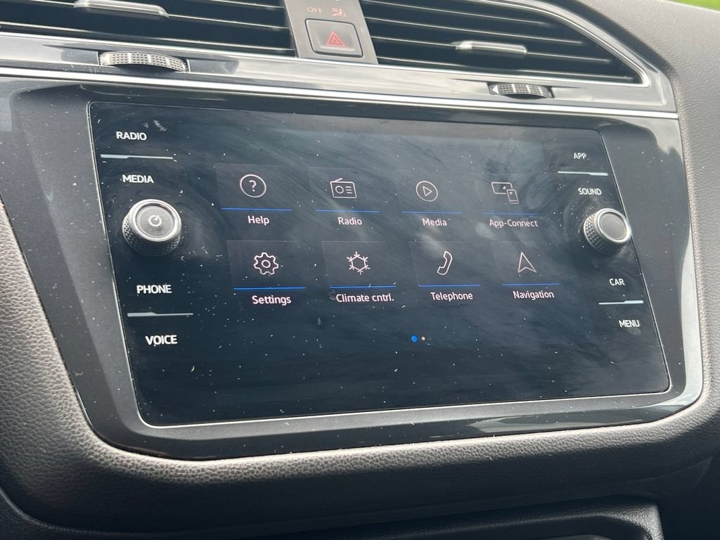 2024 Volkswagen Tiguan 2.0T SE R-Line Black