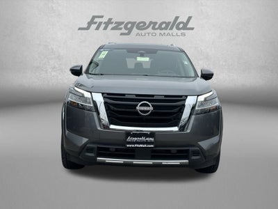 2023 Nissan Pathfinder Platinum 4WD