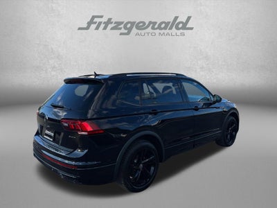 2024 Volkswagen Tiguan SE R-Line Black