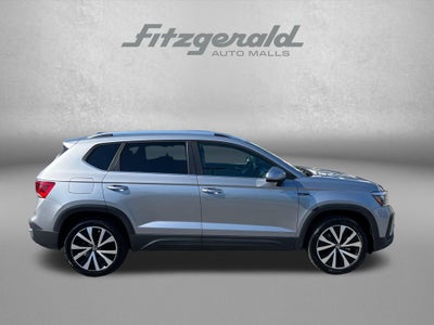 2024 Volkswagen Taos SE