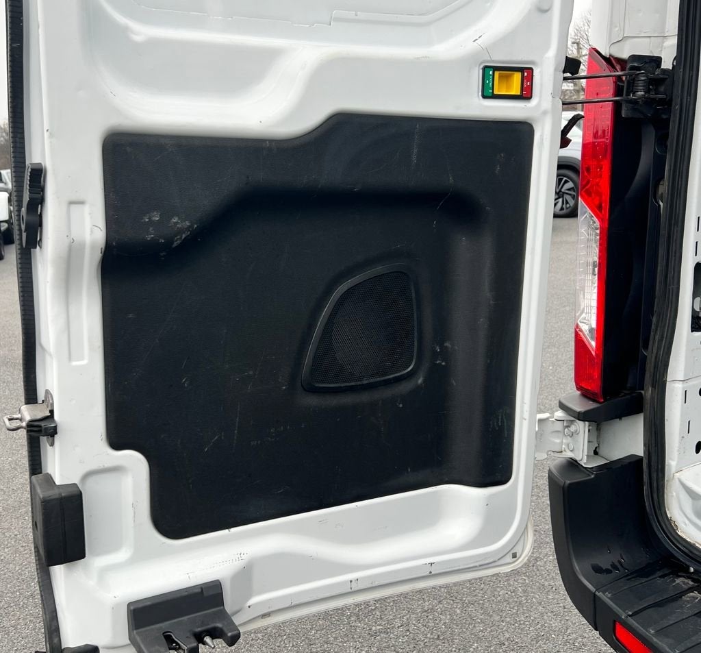 2023 Ford Transit Cargo Van T250 MD RF RWD