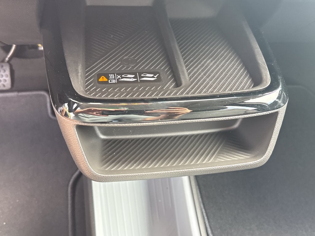 2027 Chevrolet Bolt RS - Photo 19
