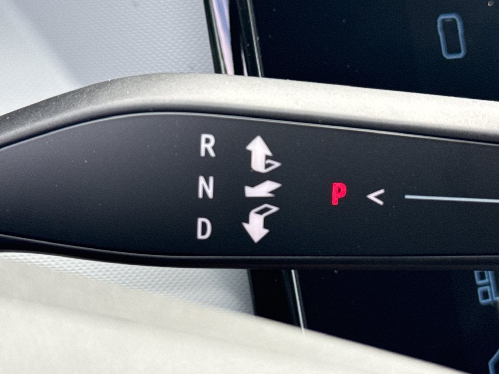 2027 Chevrolet Bolt RS - Photo 25