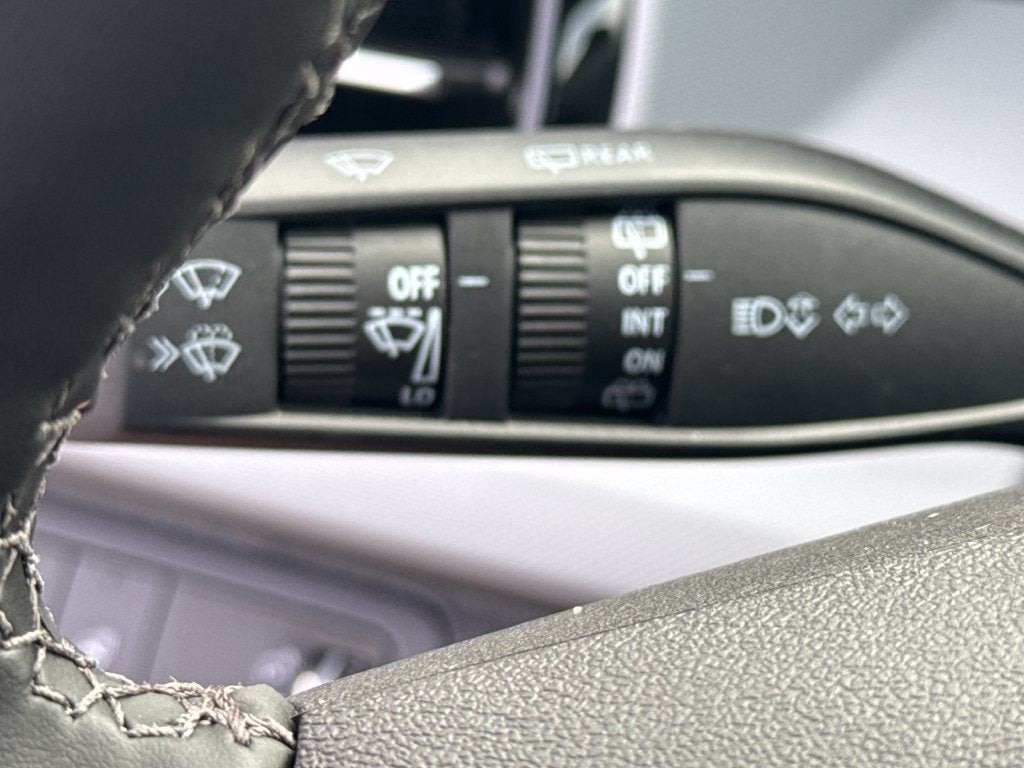 2027 Chevrolet Bolt RS - Photo 26