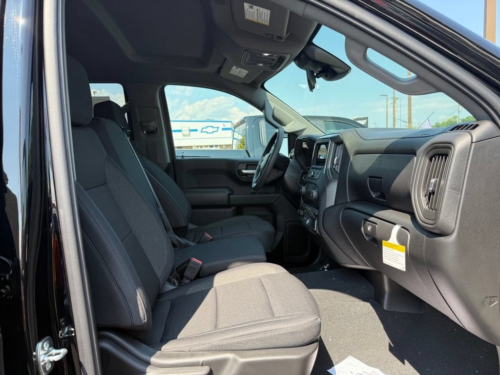 2026 Chevrolet Silverado 1500 Custom - Photo 10