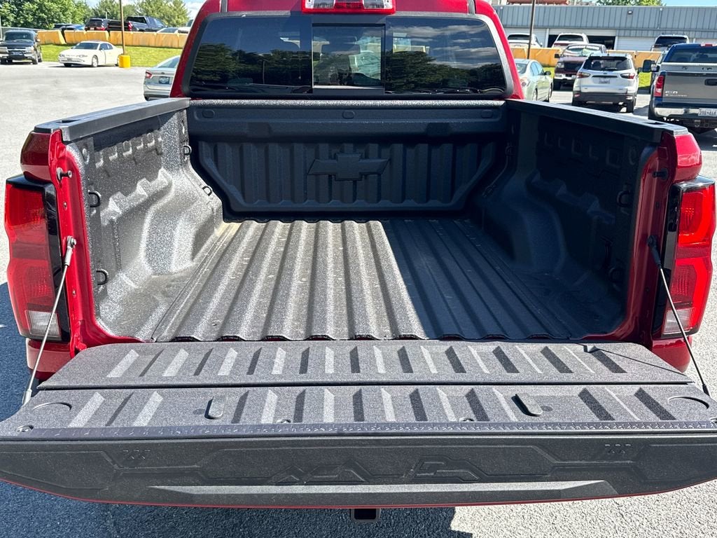 2026 Chevrolet Colorado Z71 - Photo 12