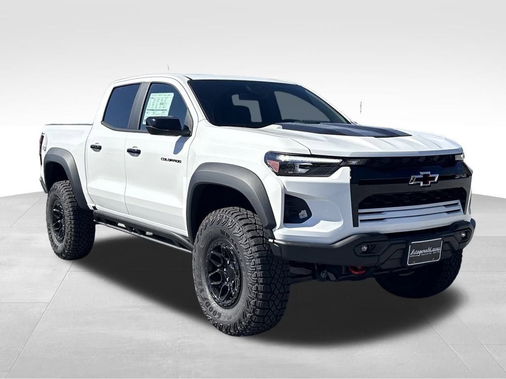 2026 Chevrolet Colorado ZR2's photo