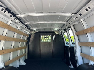 2024 Chevrolet Express Cargo 2500 WT