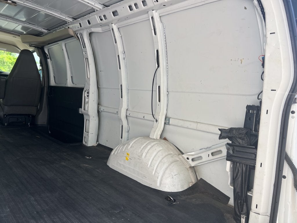 2023 Chevrolet Express Cargo 2500 1WT