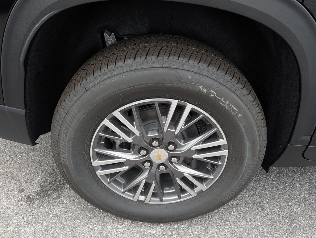 2026 Chevrolet Traverse LT - Photo 17
