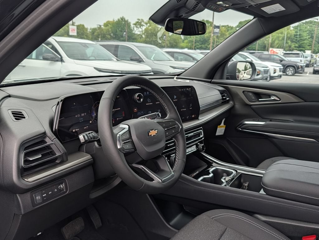 2026 Chevrolet Traverse LT - Photo 9