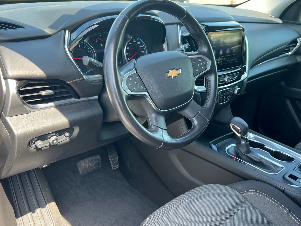 2021 Chevrolet Traverse LT Cloth