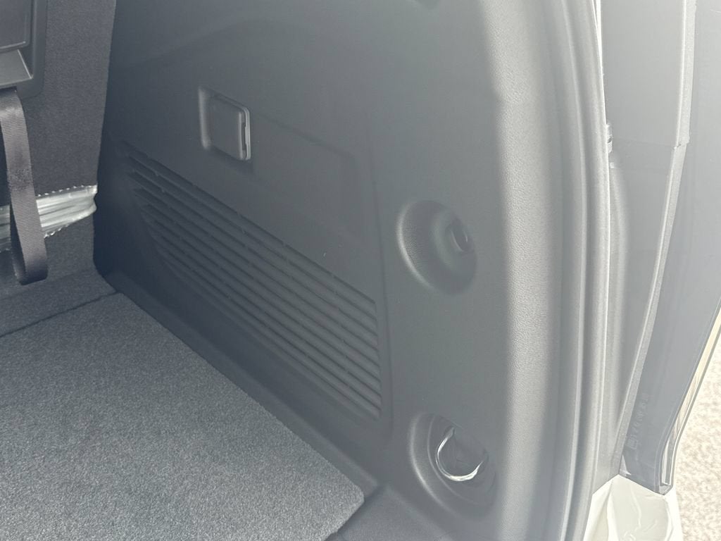 2026 Chevrolet Tahoe LS - Photo 10